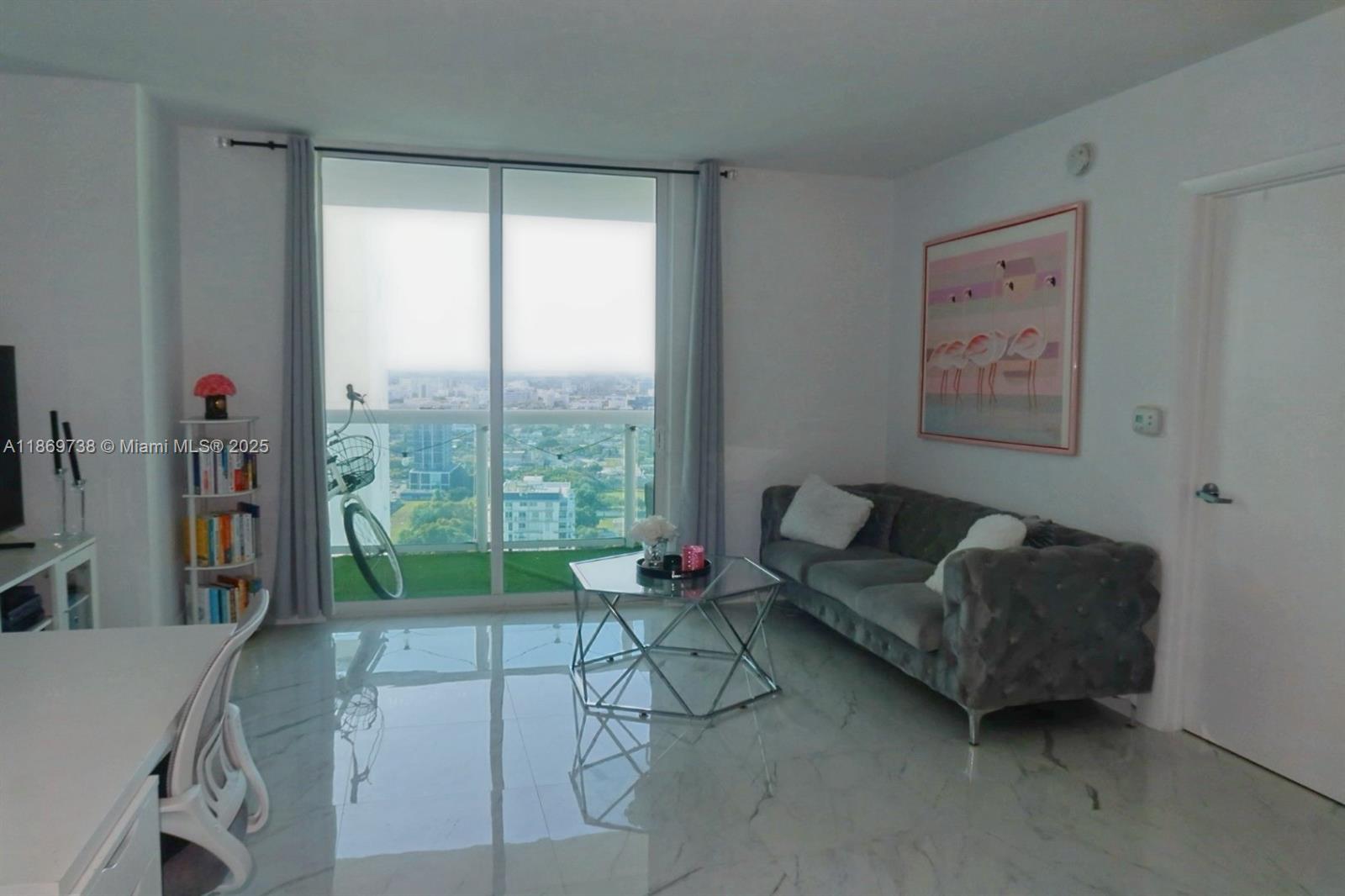 Property photo # 0