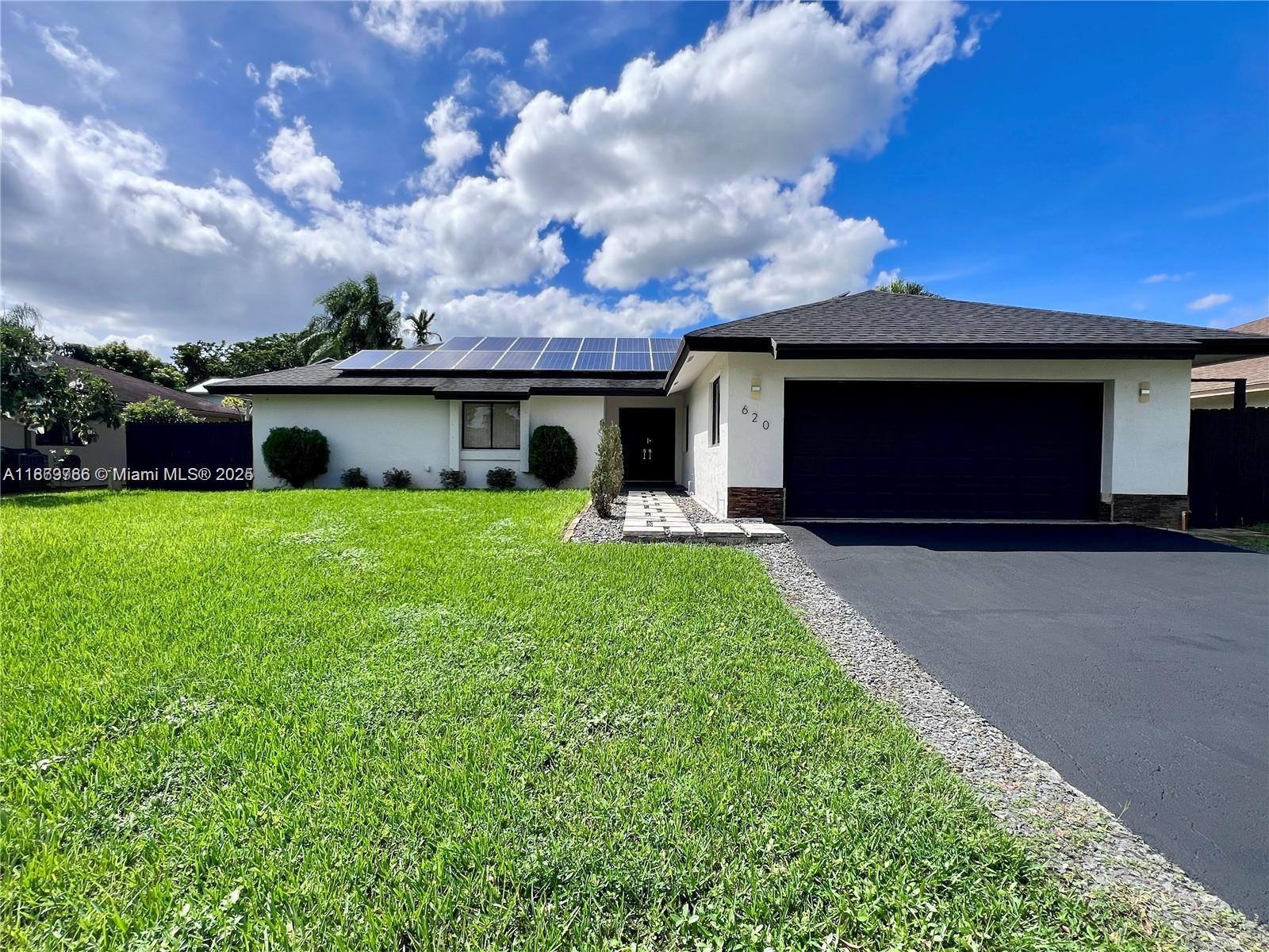 Casa en Venta en Pembroke Pines, FL