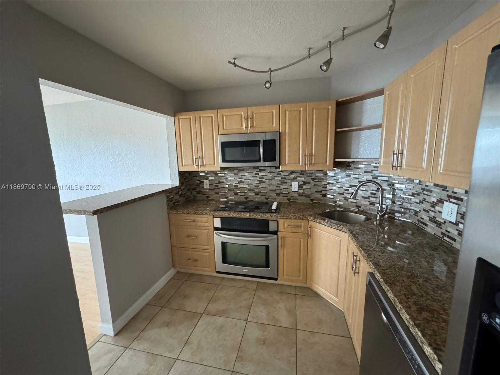 Property photo # 3
