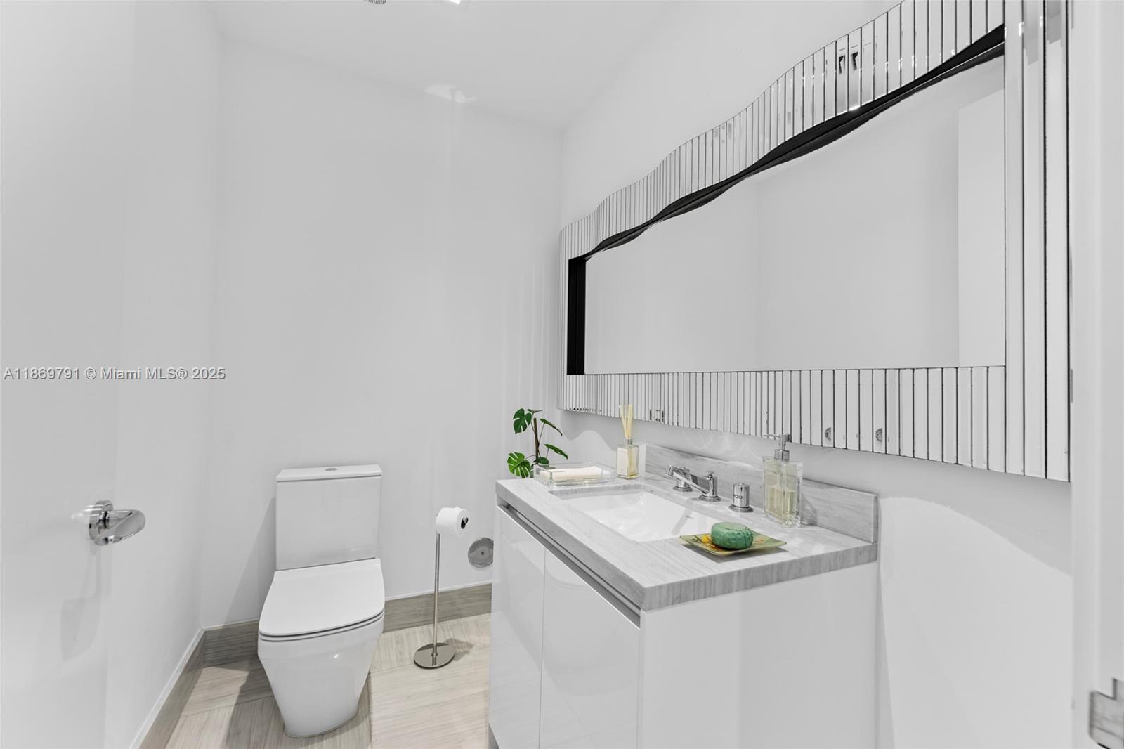Property photo # 9