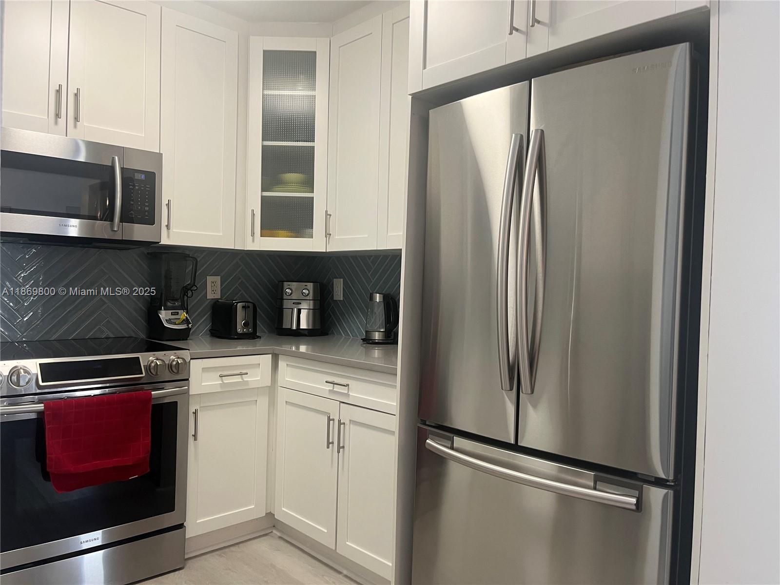 Property photo # 9