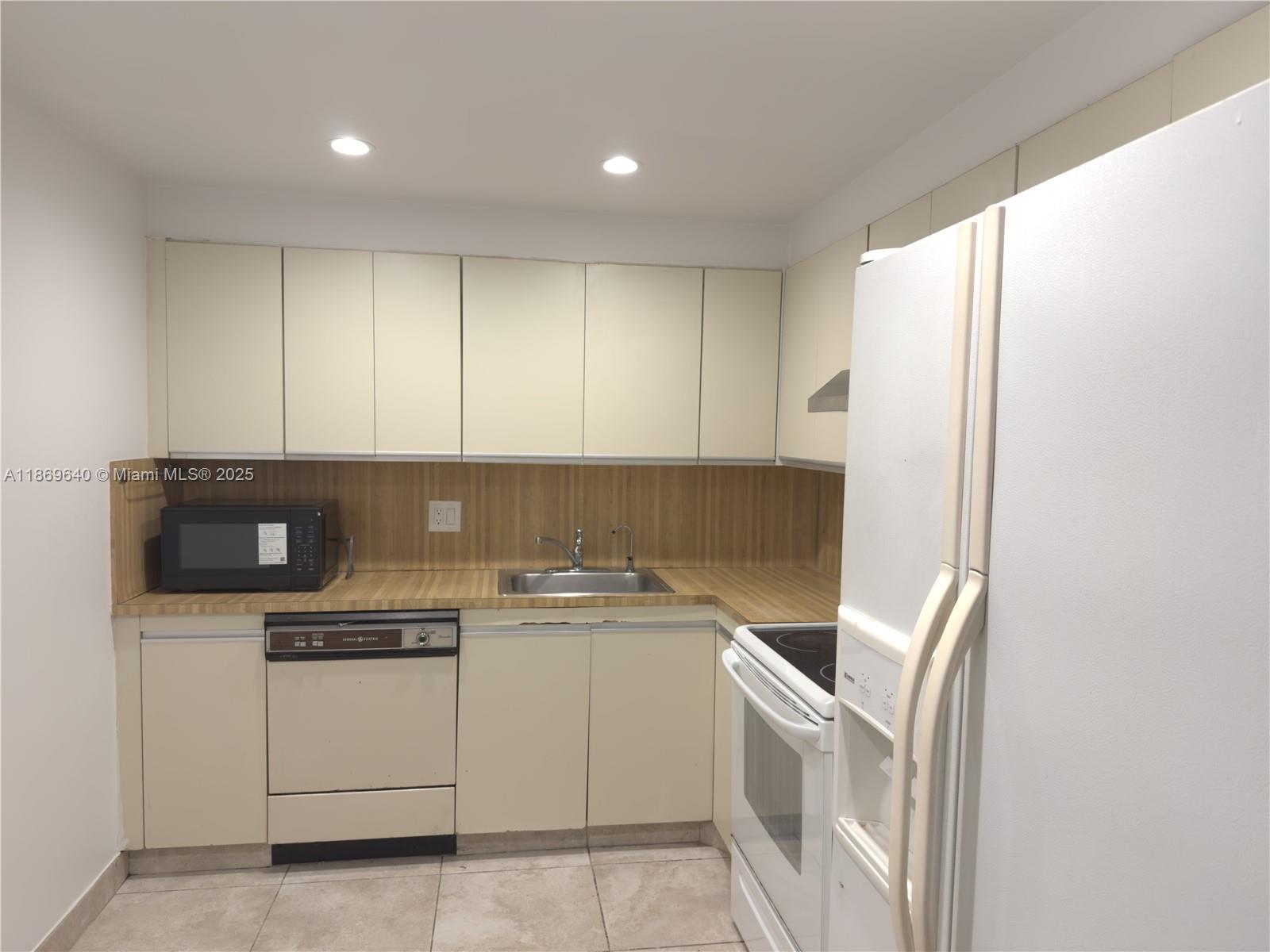 Property photo # 2
