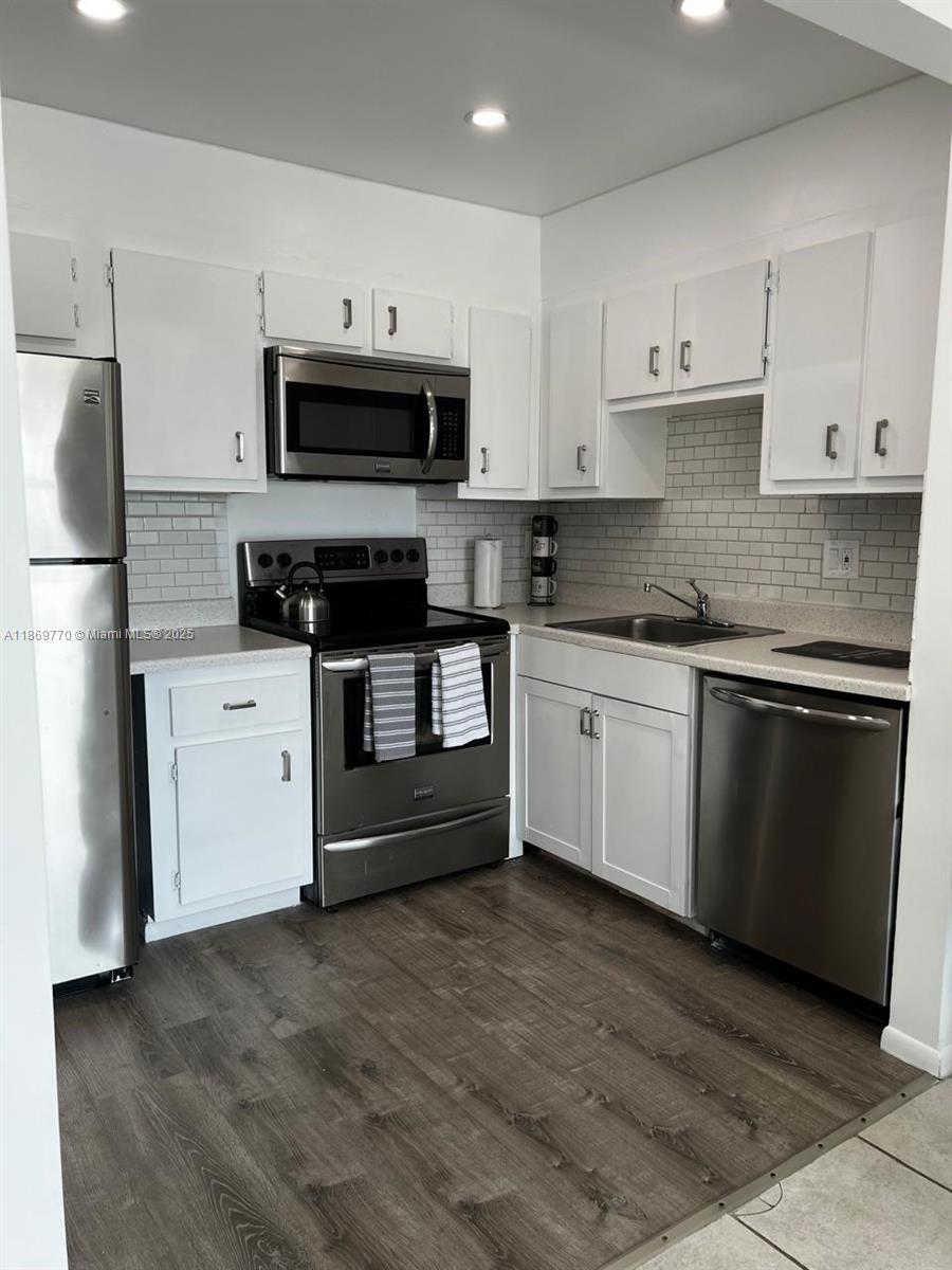Property photo # 9