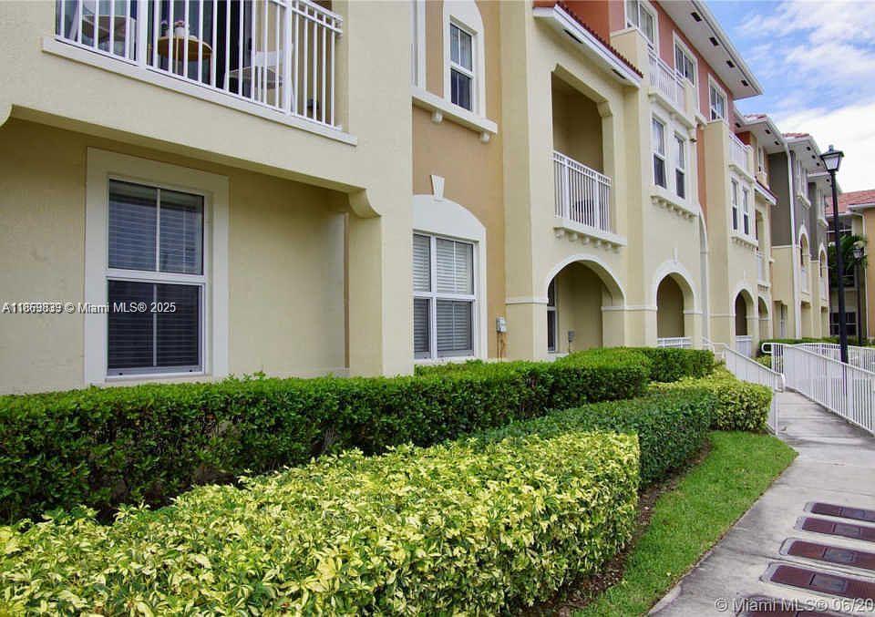 Property photo # 2