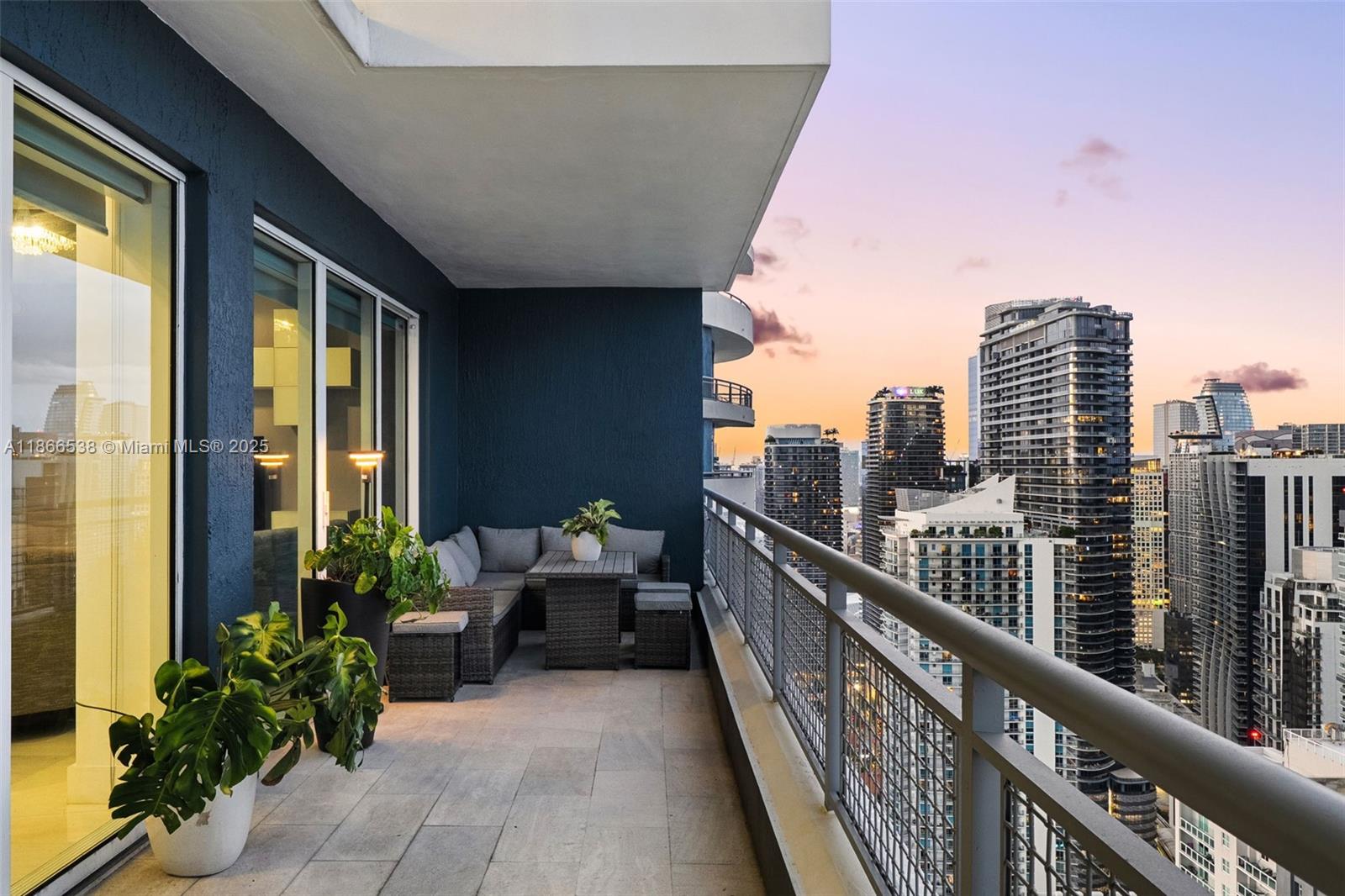 60 SW 13th St #4606, Miami FL 33130