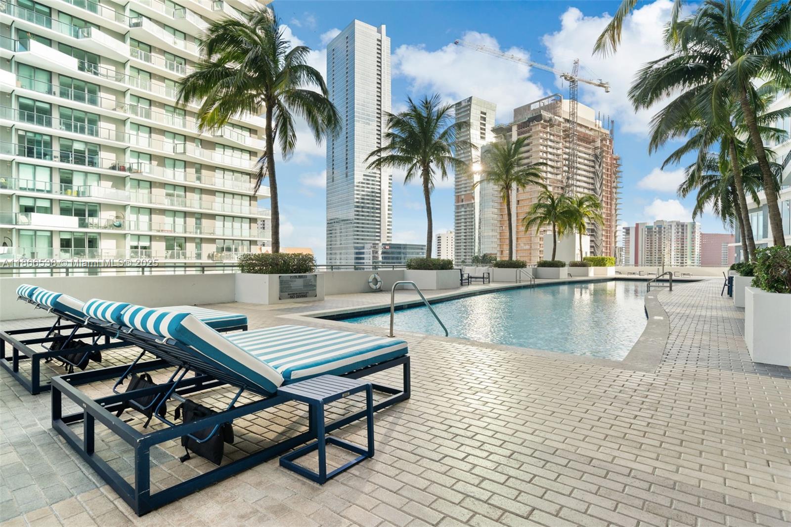 60 SW 13th St #4606, Miami FL 33130