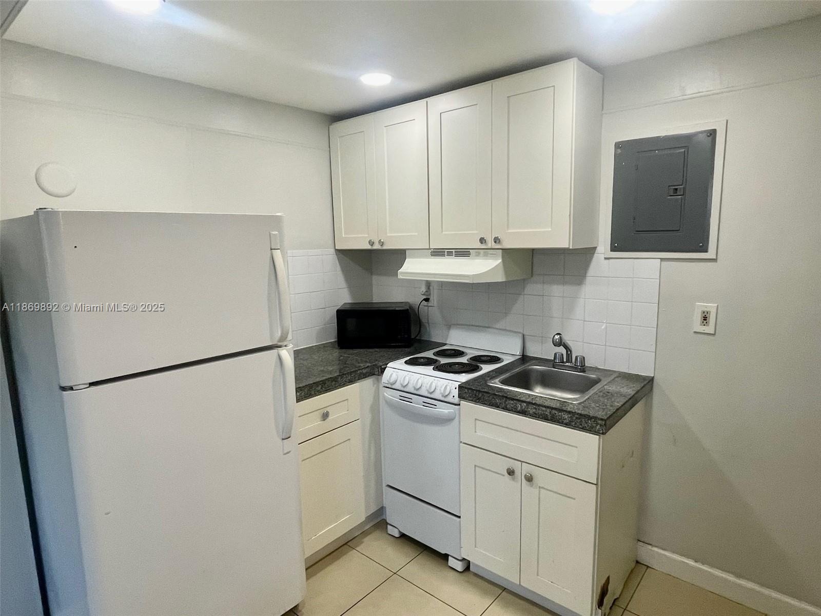 Property photo # 2