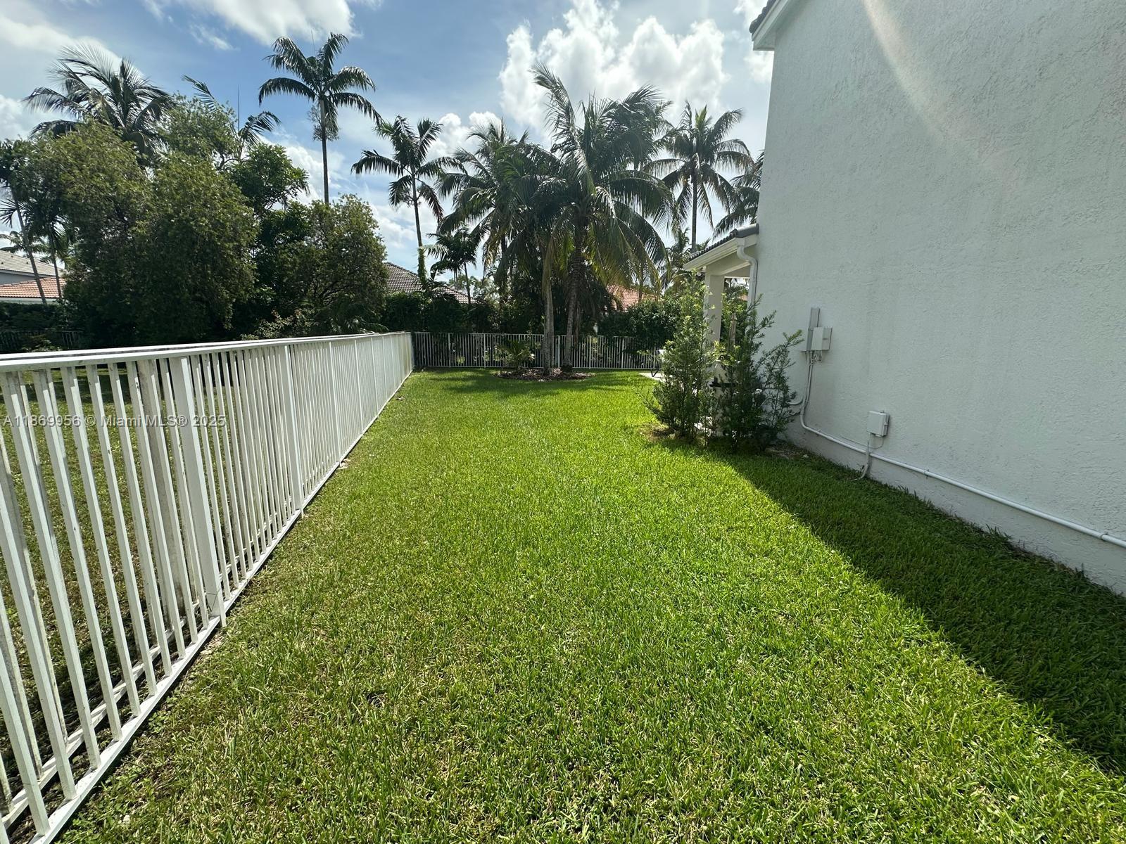 Property photo # 9
