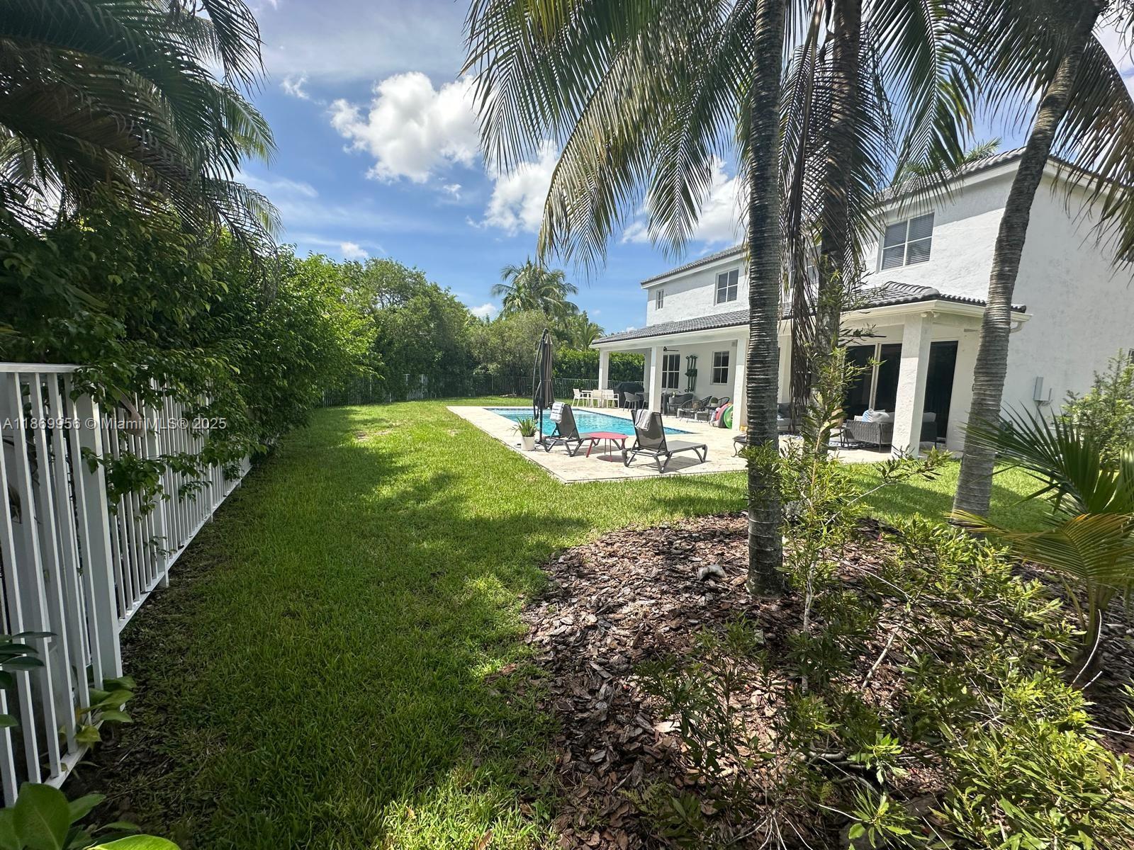 Property photo # 6