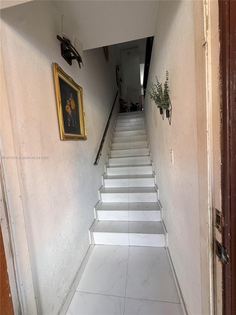 6411 27th Way Unit 201, Hialeah, Florida 33016