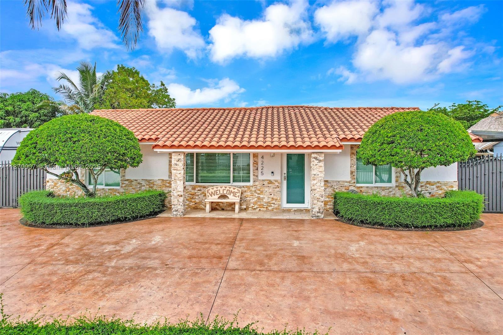 Property photo # 0