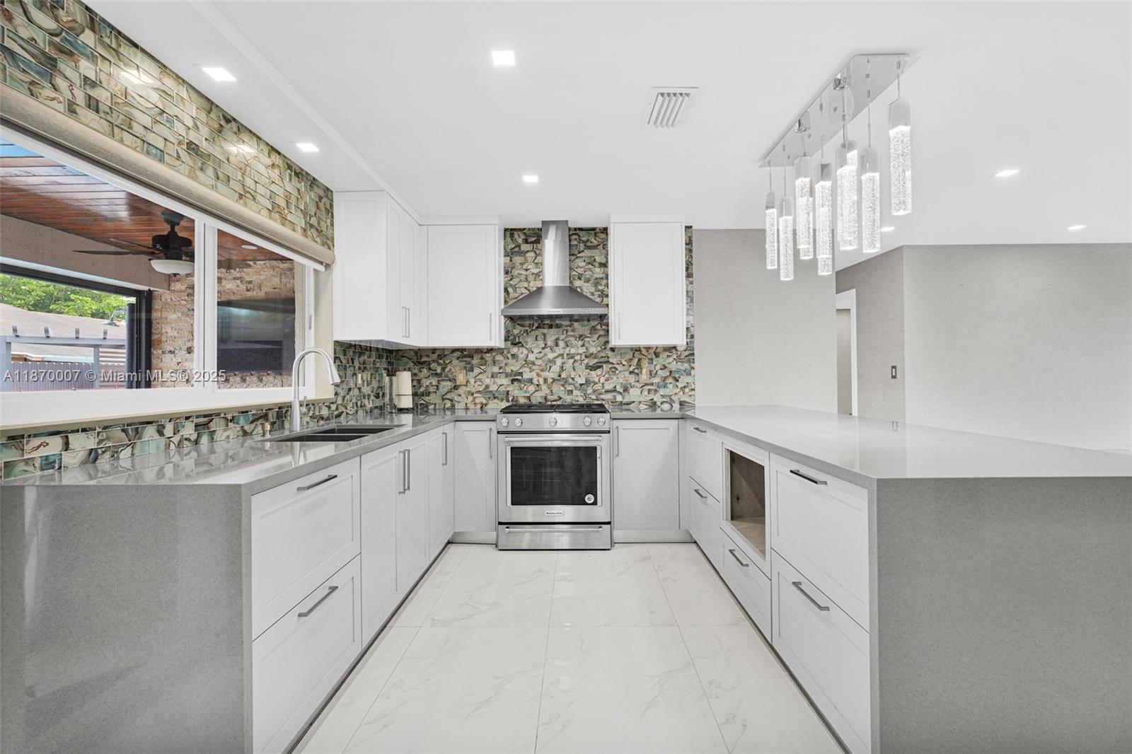 Property photo # 4