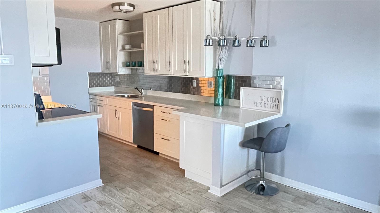 Property photo # 8