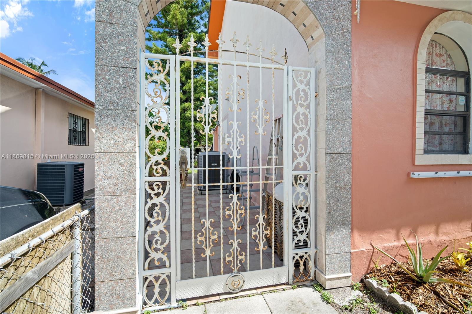 Property photo # 2