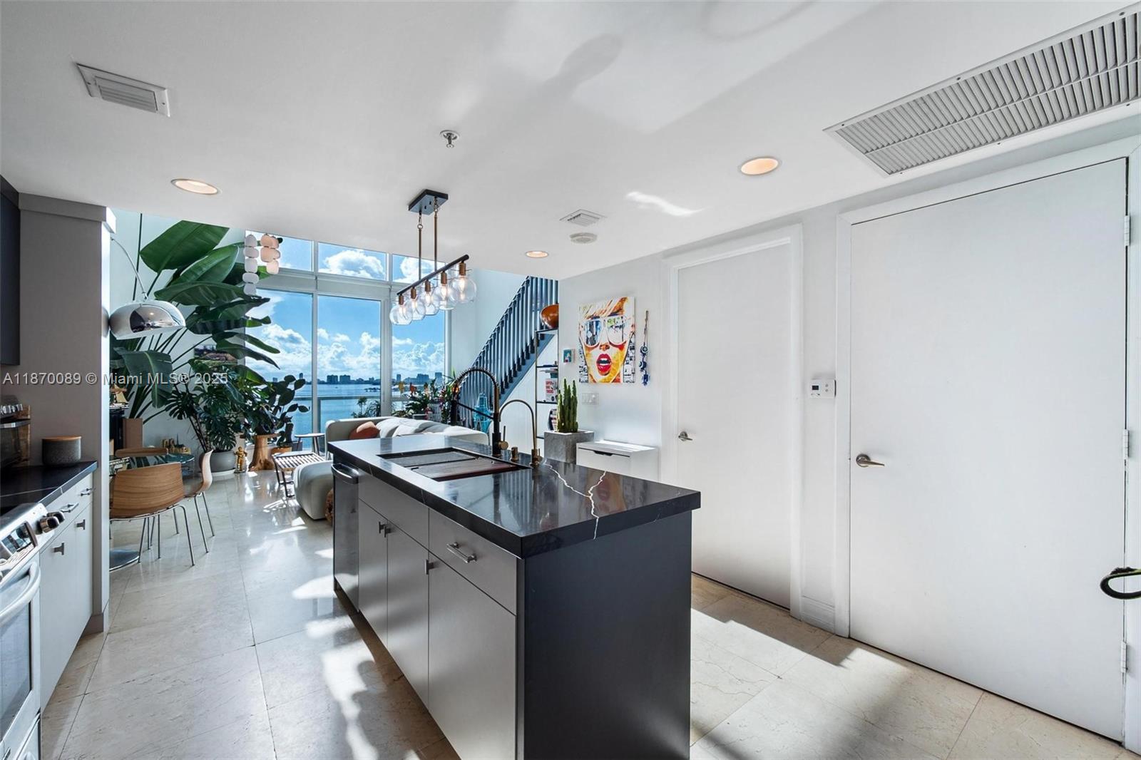 Property photo # 2