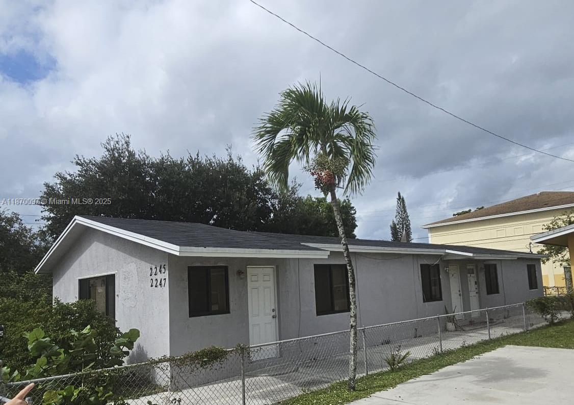 Property photo # 0