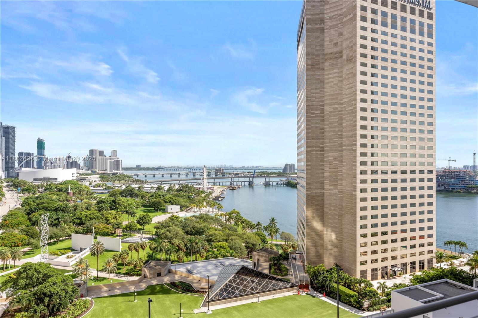 325 S Biscayne Blvd #1918, Miami FL 33131