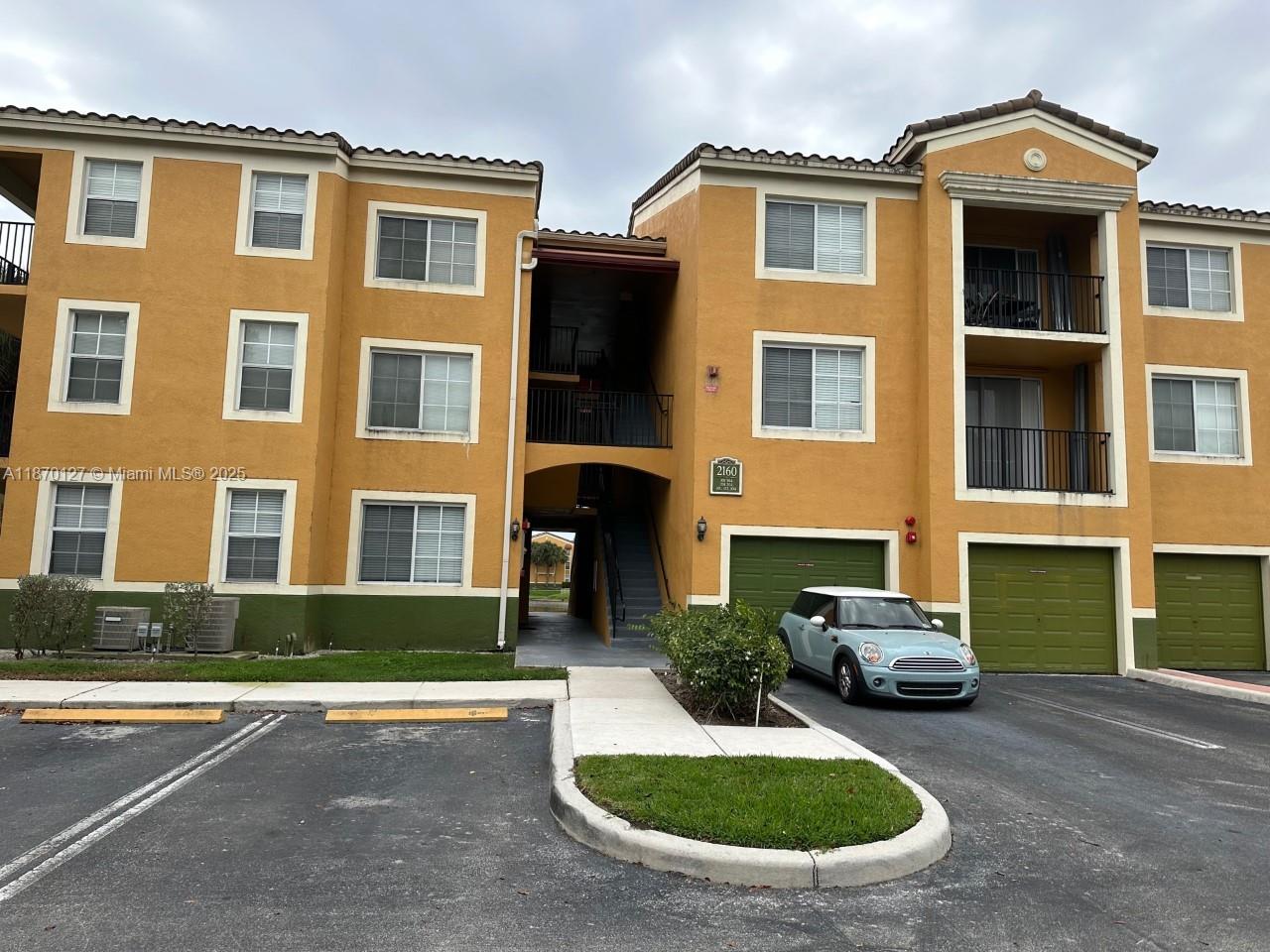 Property photo # 2