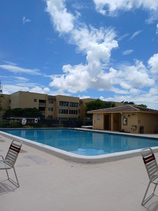 Bermuda Club Three Condo