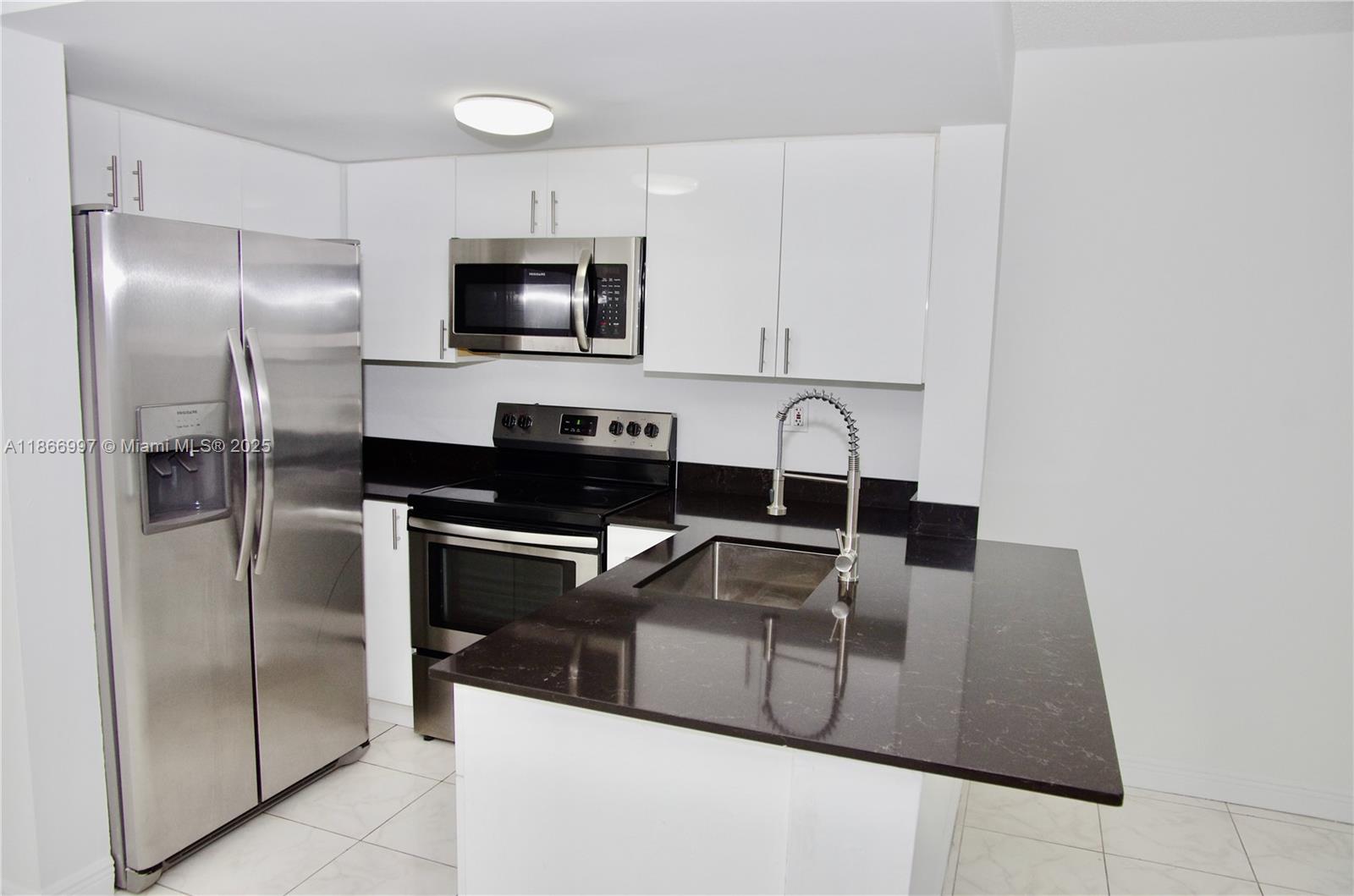 Property photo # 9