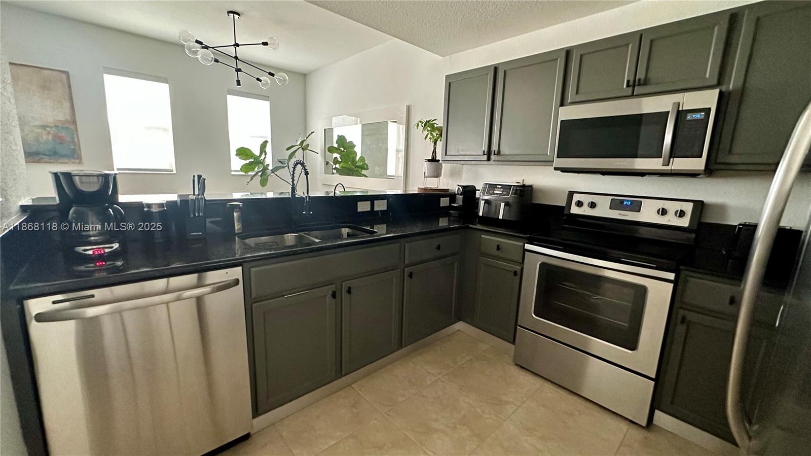 Property photo # 6