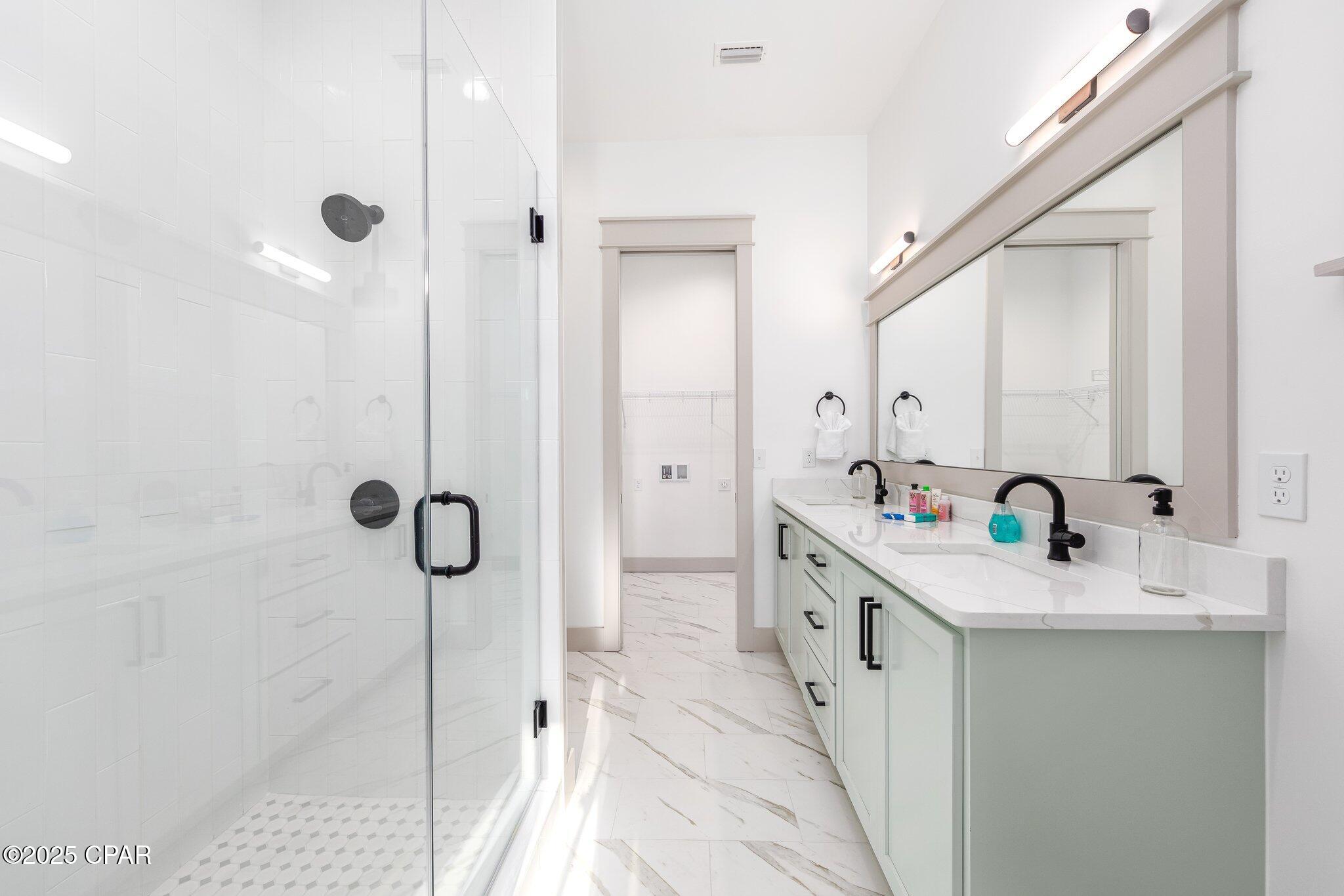 Image 26 For 214 Signal Lane