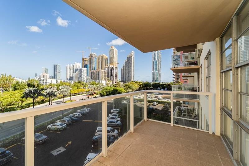 Property photo # 0