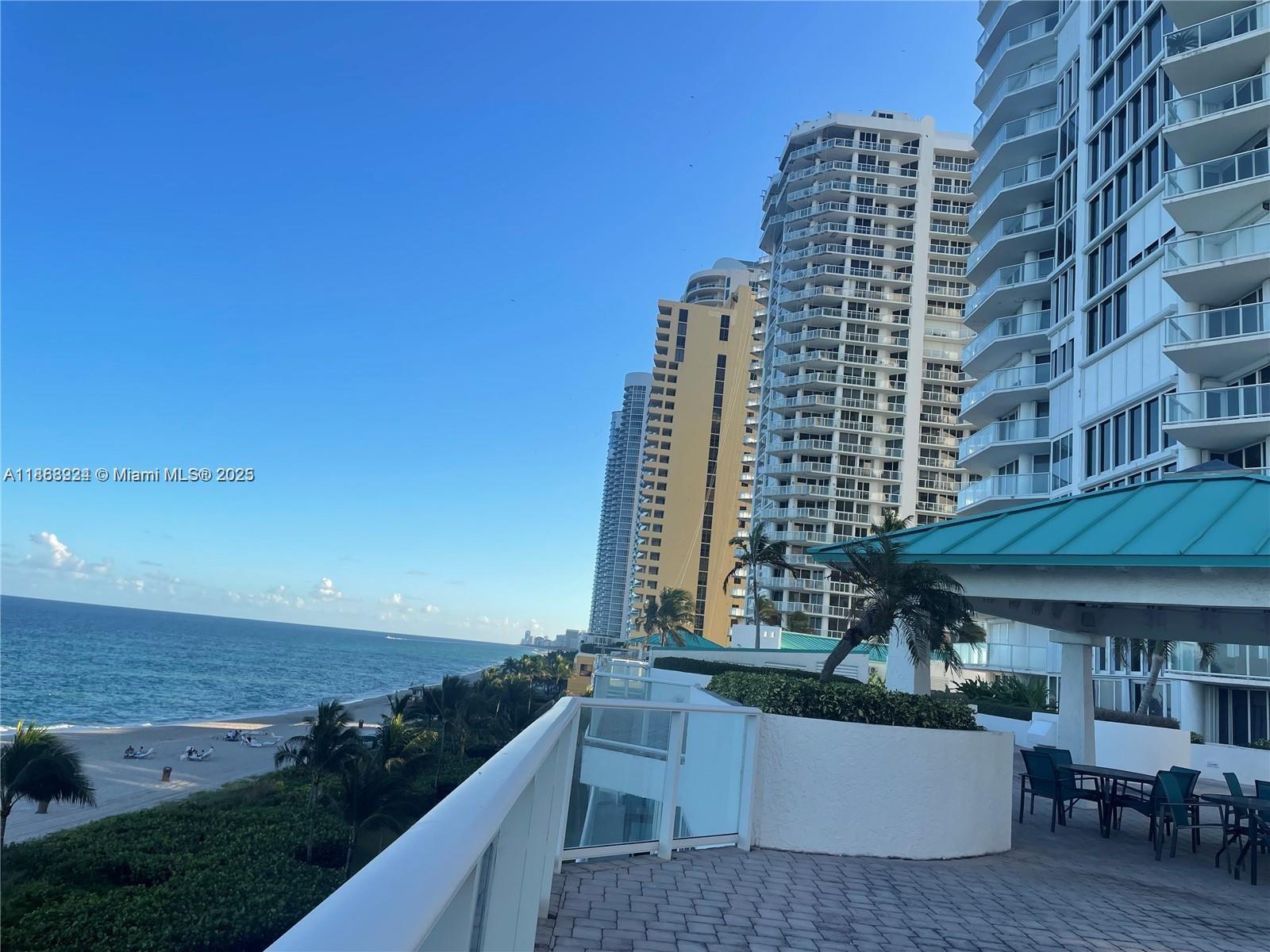 Condo for Sale in Sunny Isles Beach, FL