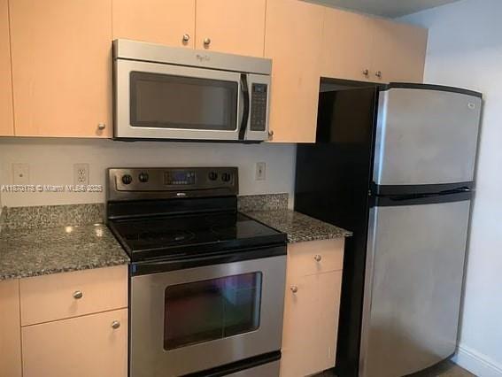 Property photo # 4