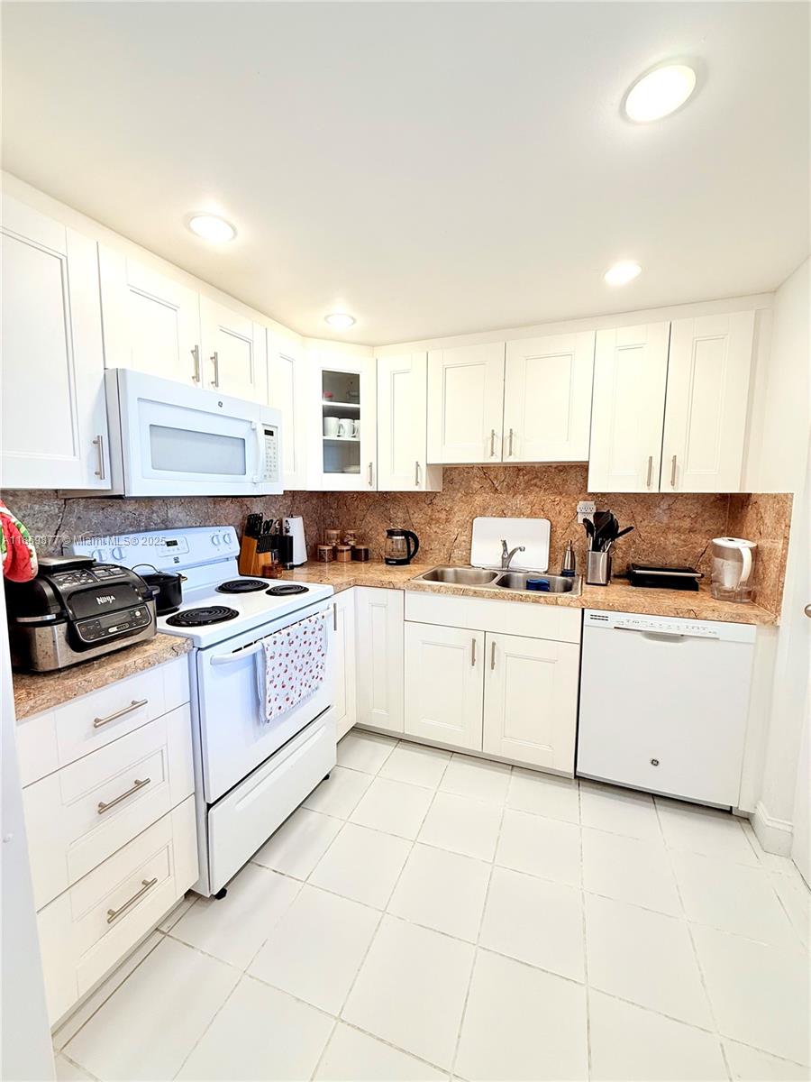 Property photo # 8