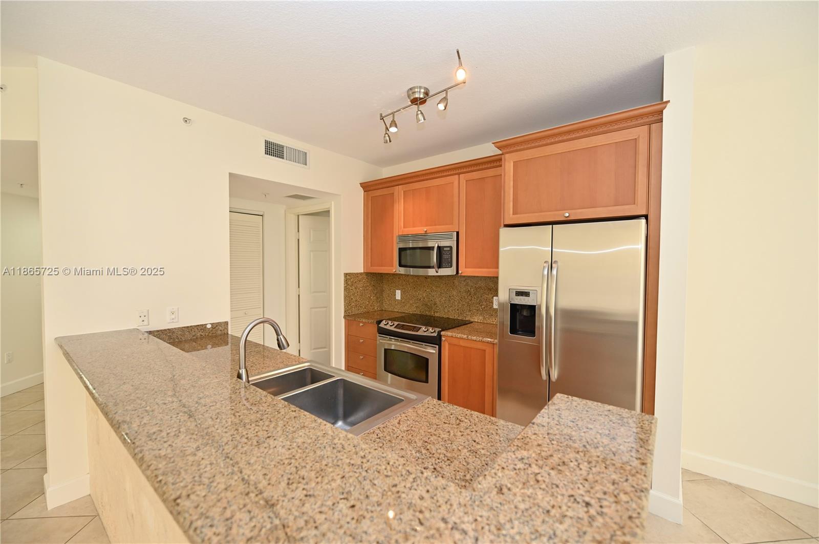 Property photo # 9