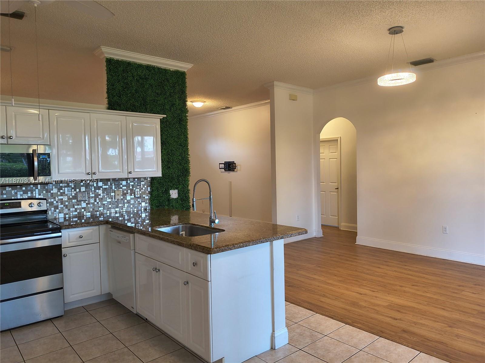 Property photo # 3