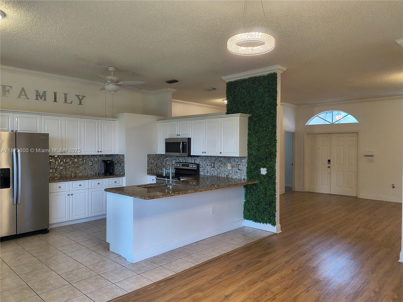 Property photo # 4