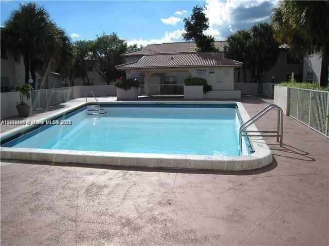 Property photo # 4