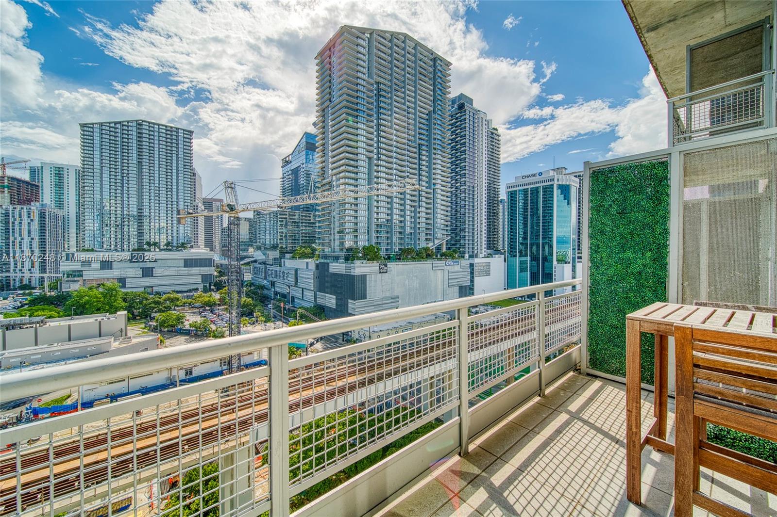 690 SW 1st Ct #1520, Miami FL 33130