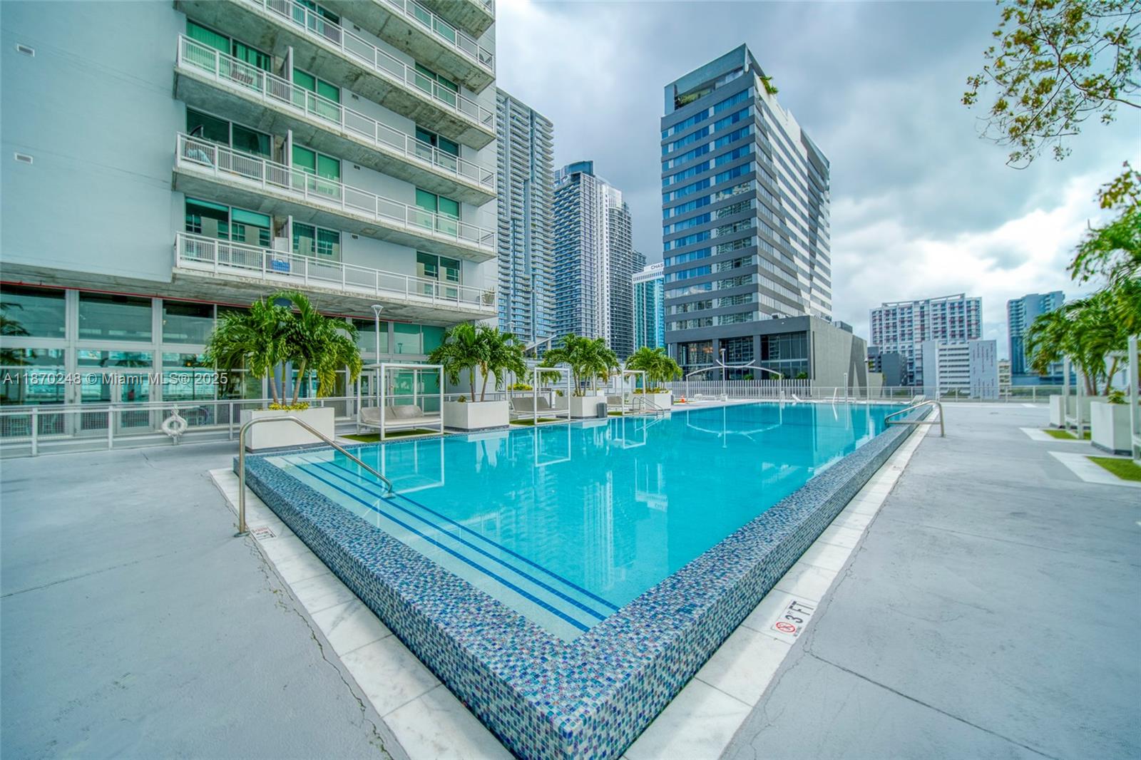 690 SW 1st Ct #1520, Miami FL 33130