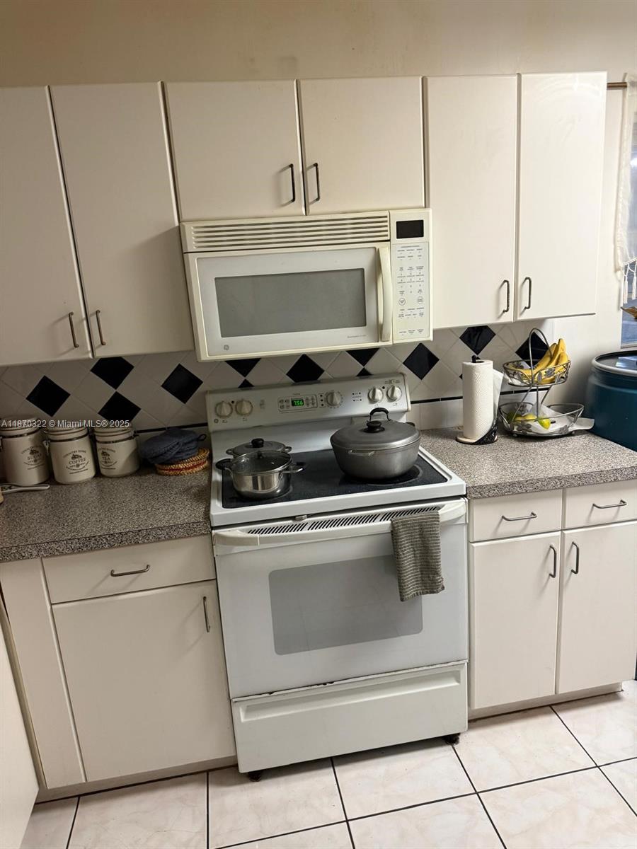 Property photo # 9