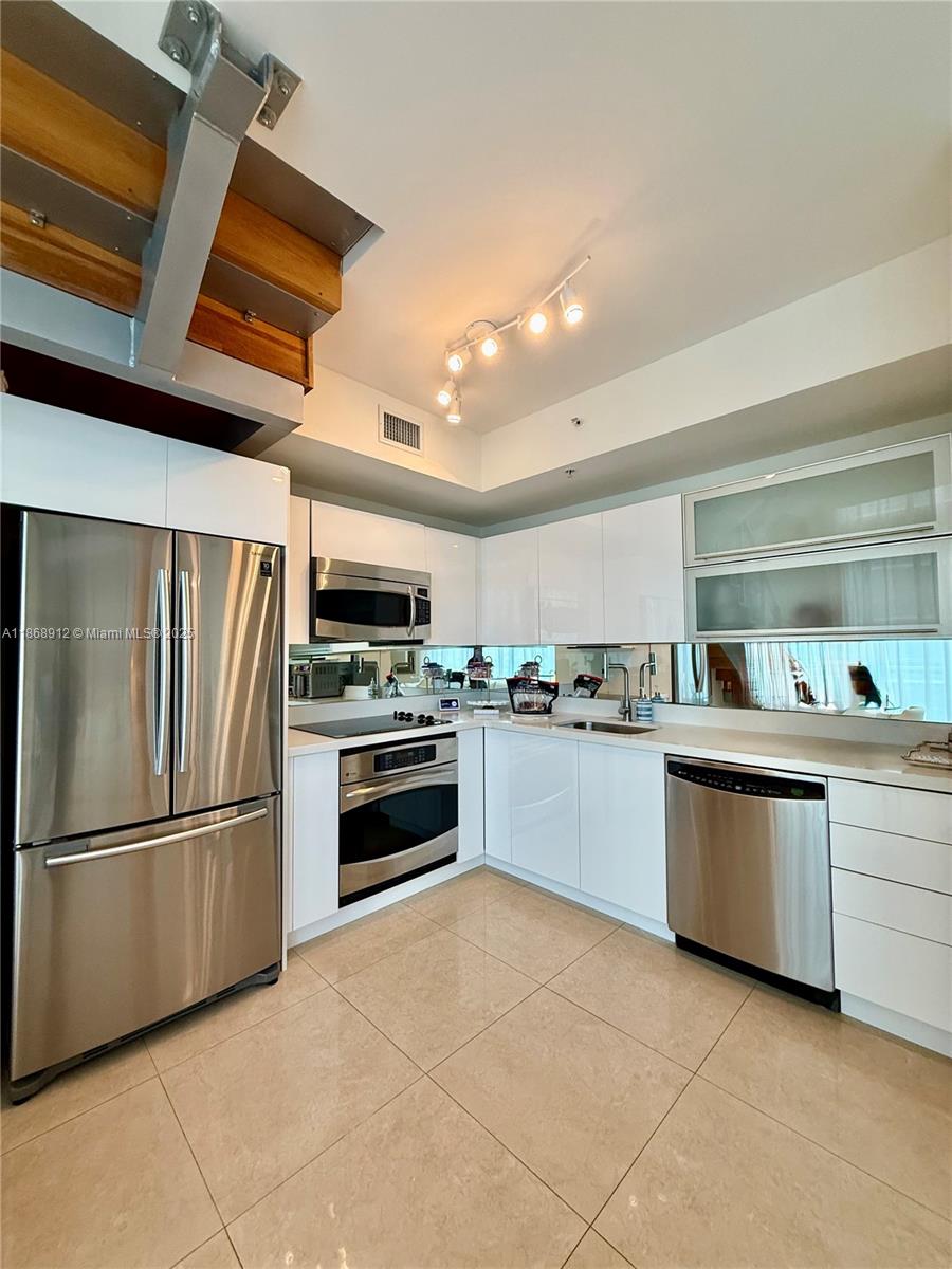 Property photo # 4
