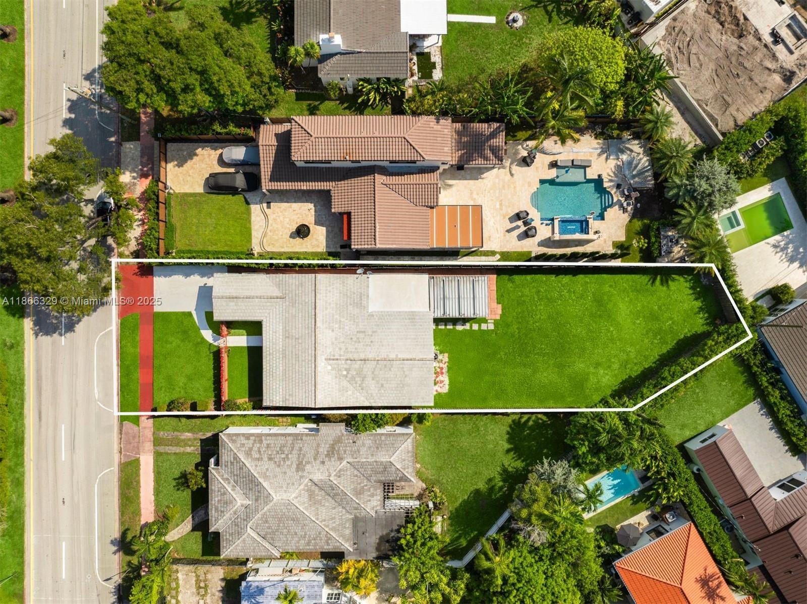 5127 Alton Rd, Miami Beach, Florida 33140