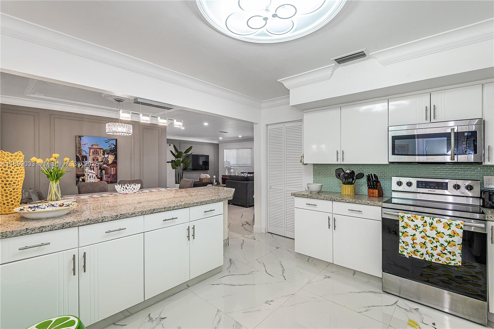 Property photo # 0