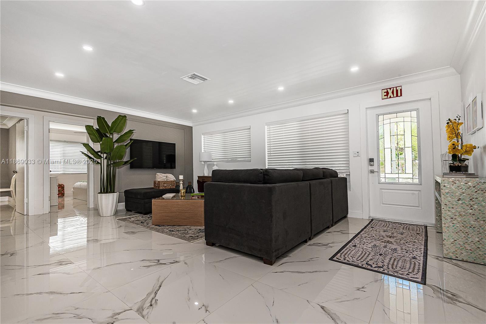 Property photo # 4