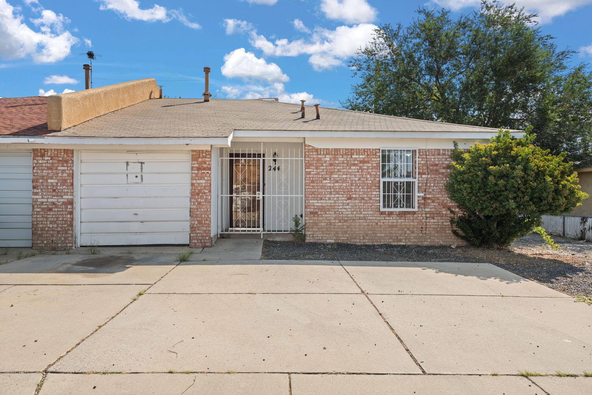 &#10024; Hey Bestie, home is calling! &#10024; This cozy 3 bed, 2 bath single-level gem with unlimited possibility is calling your name!This cutie comes with an attached garage, fenced backyard, and a functional layout that's just waiting for your personal touch. With plenty of space to customize and make it totally YOU, this home is your canvas to transform, starting with the brand new flooring, ample natural light and plenty of storage solutions.Outside you can turn the yard into an oasis for hosting or gardening, and beyond. PLUS you'll be close to both shopping and dining with easy access to major roads... say hello to convenience!&#128171; Whether it's your first home, your next chapter, or an investment opportunity...244 Avalon is ready to be whatever you dream it to