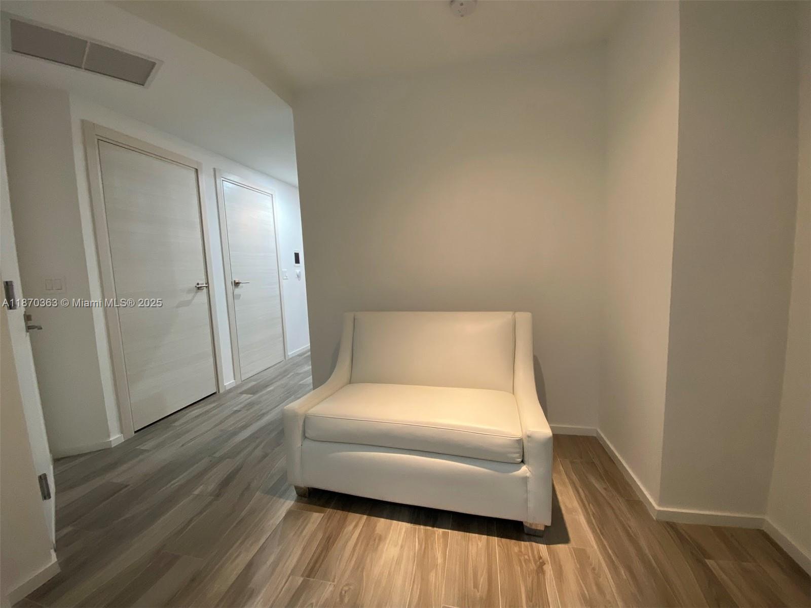 801 S Miami Ave #2008, Miami FL 33130
