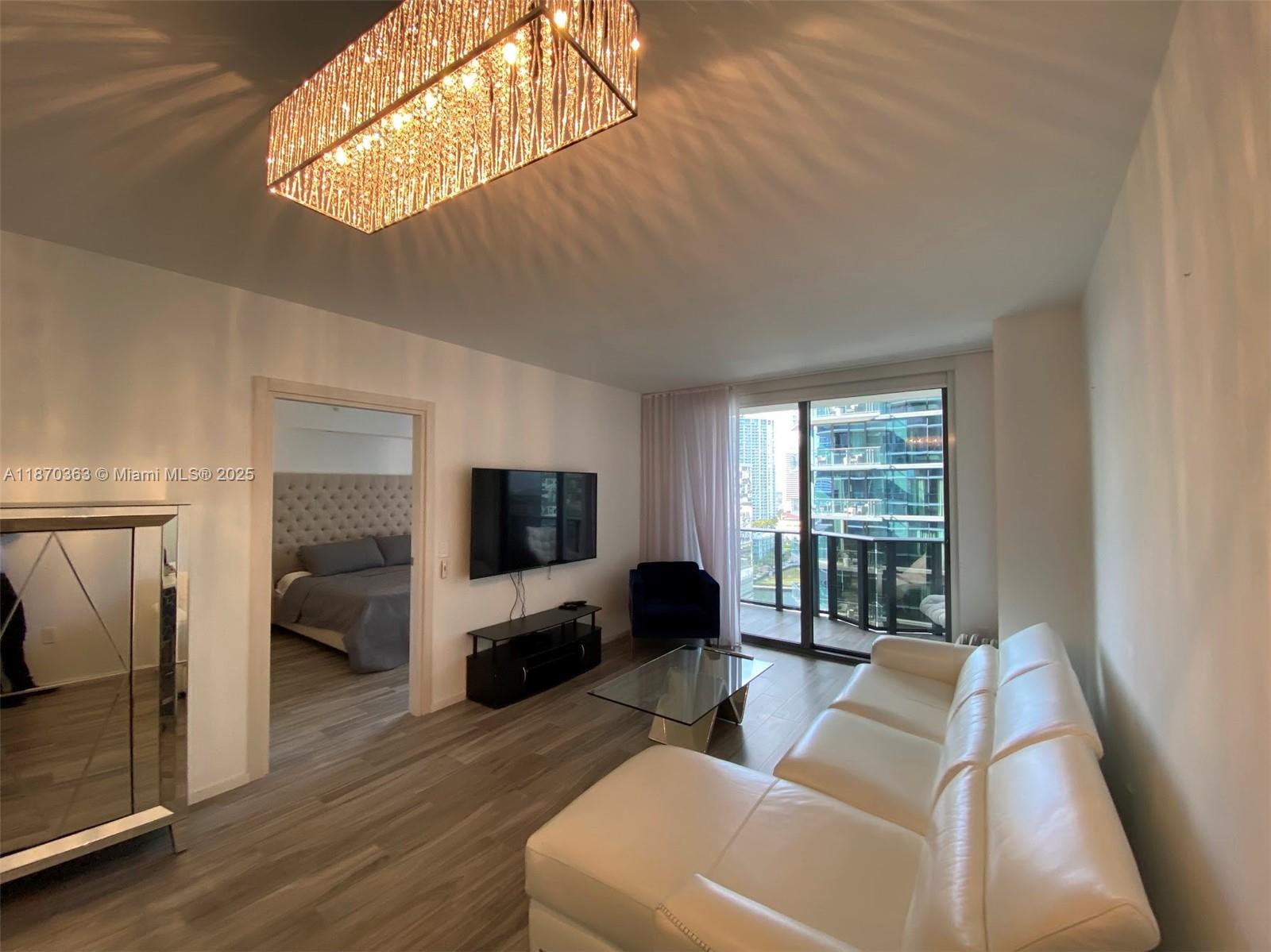 801 S Miami Ave #2008, Miami FL 33130