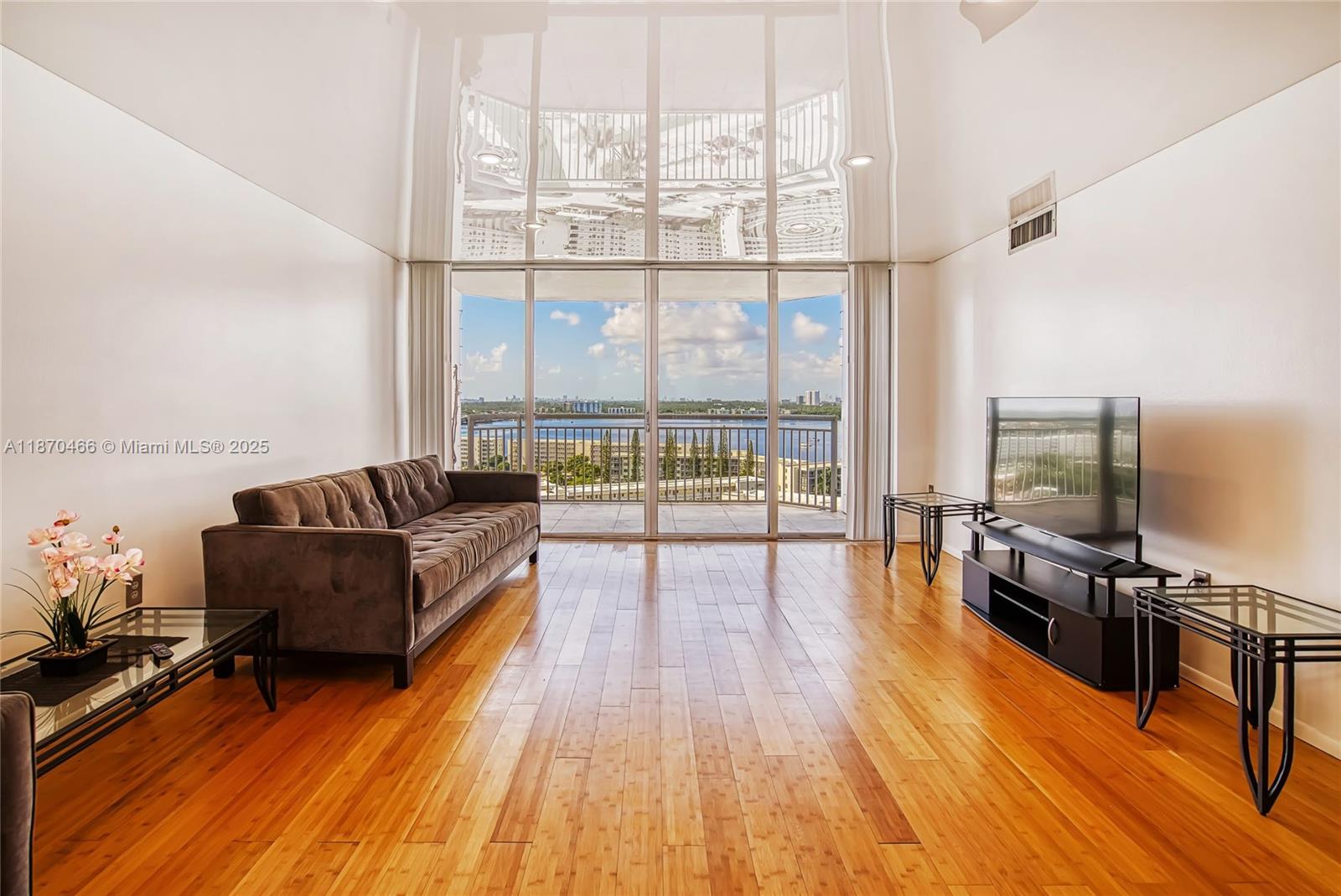 18021 Biscayne Blvd Unit 1604, Aventura, Florida 33160