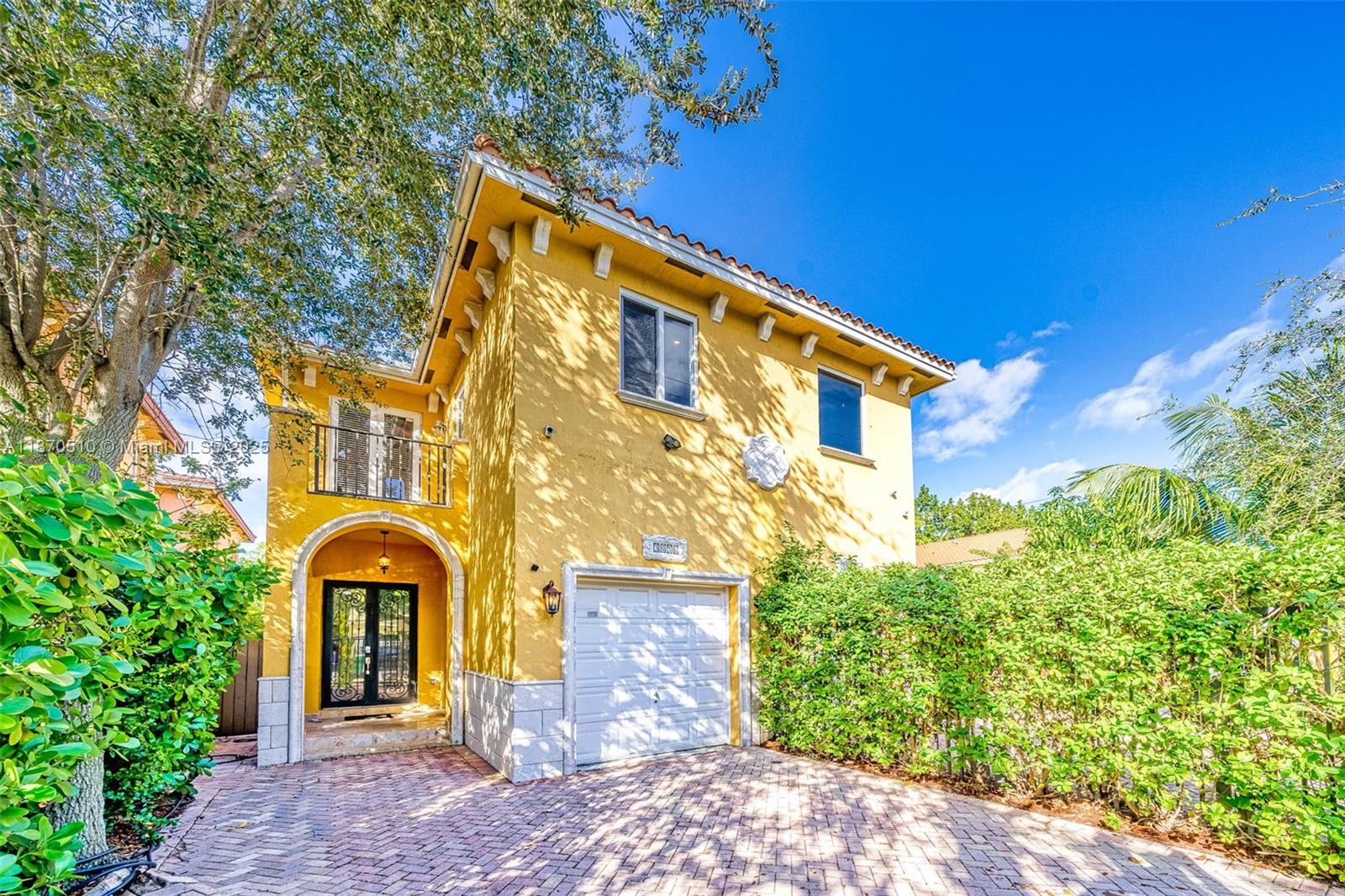 Property photo # 0