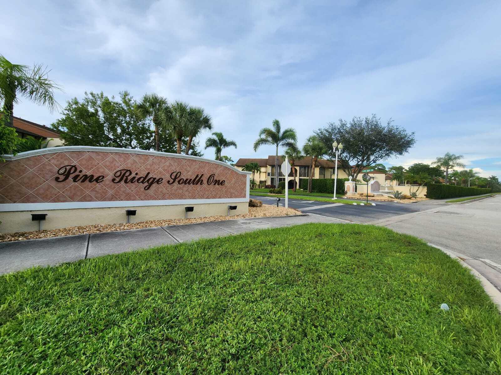 Pine Ridge South I Condo
