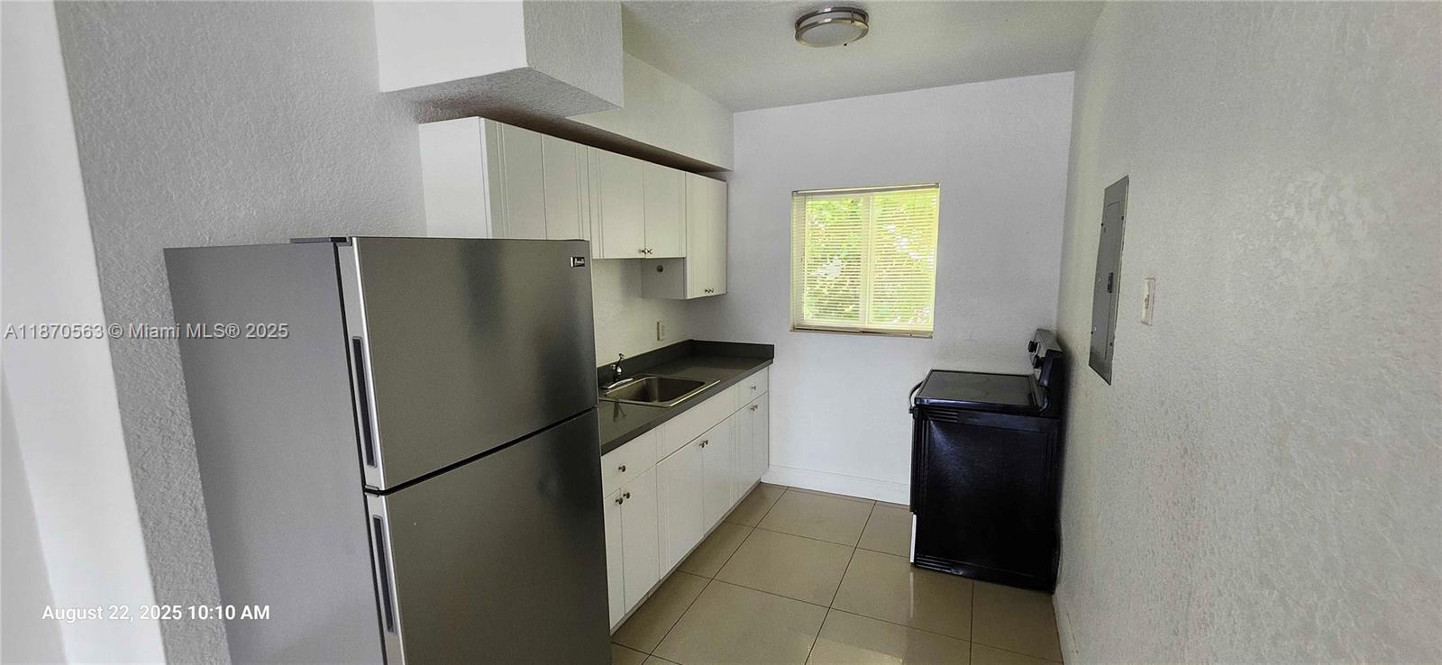 Property photo # 4