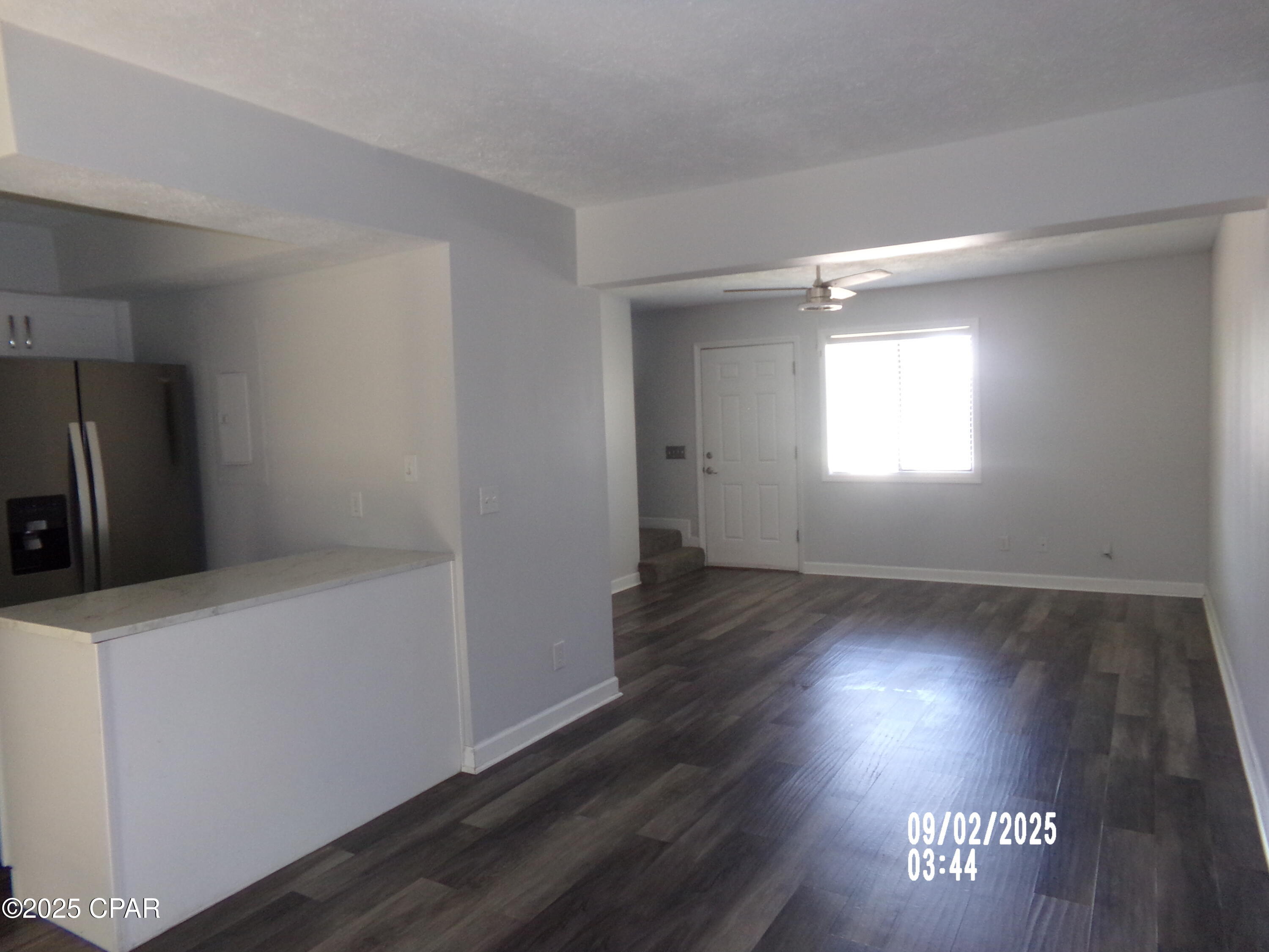 Image 5 For 420 Venetian Way