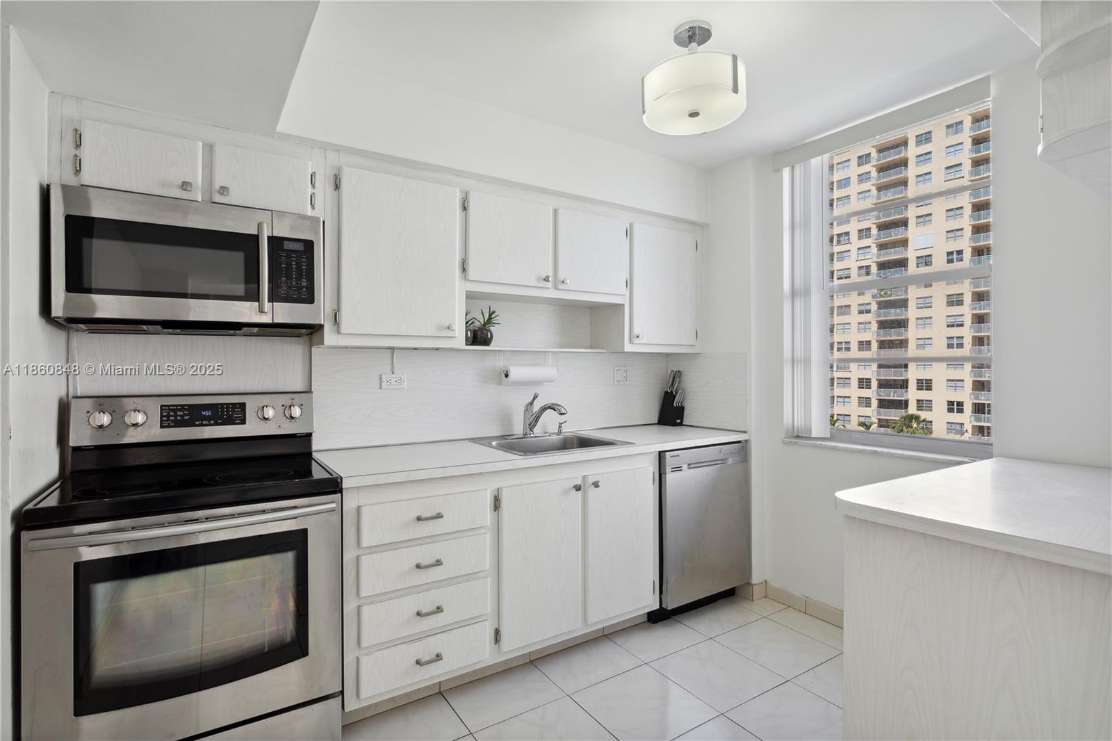Property photo # 8